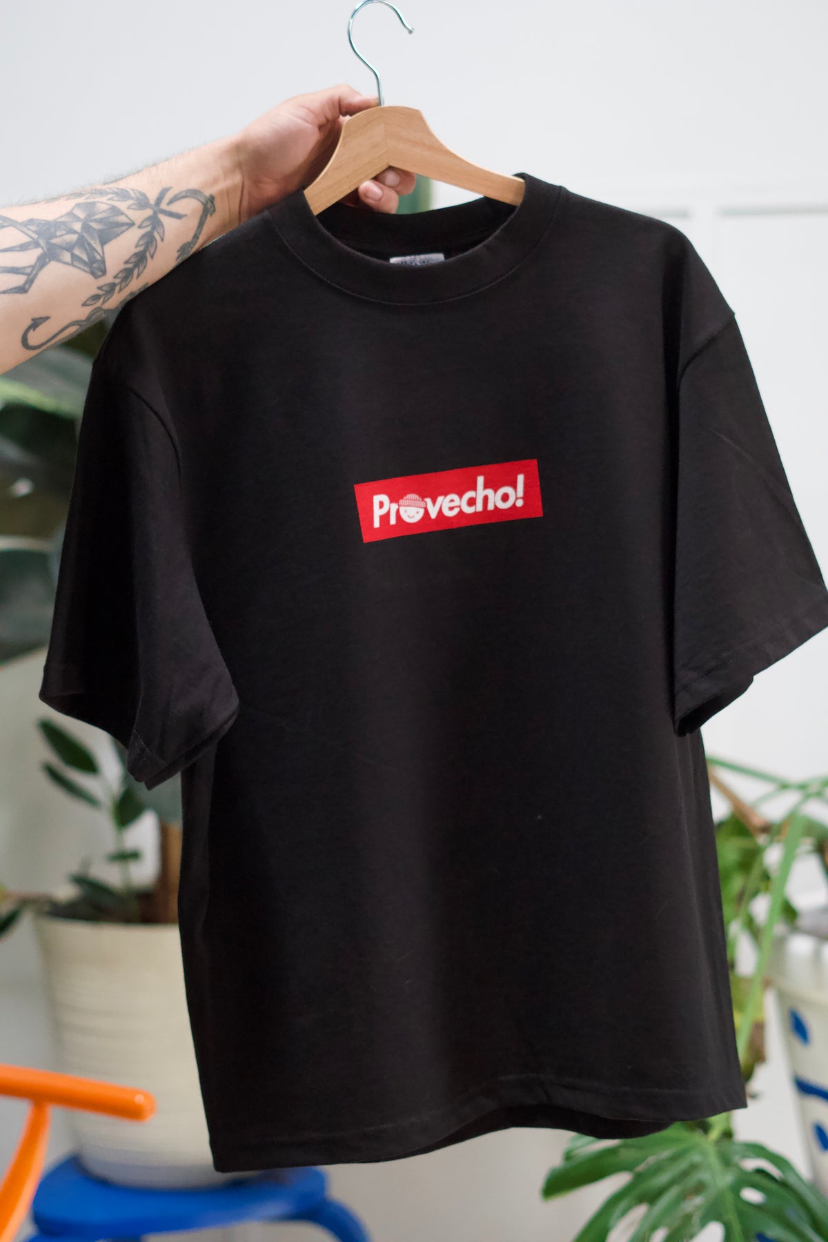 Provecho Box Logo - Oversized